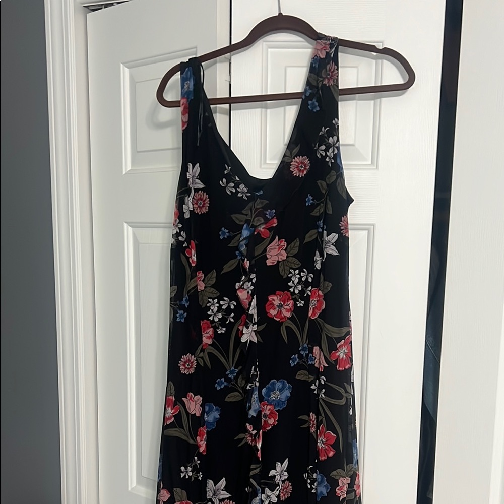 Black and Pink Floral V-Neck Maxi Dress